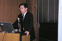 2007年11月22日(木)　研究報告会が行われました